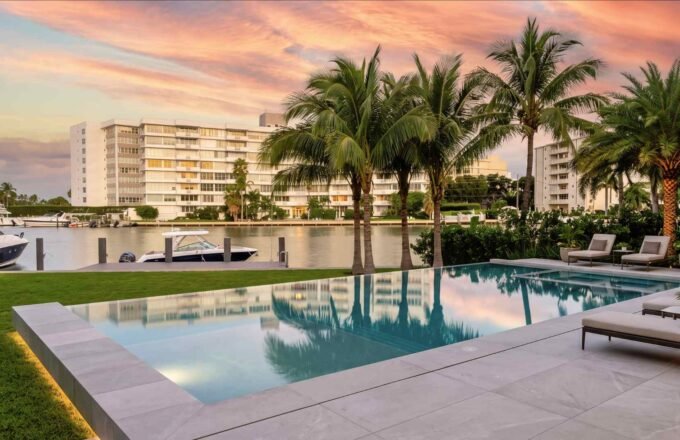 Pool Contractor Near Me – Accro GC Pool Contractor